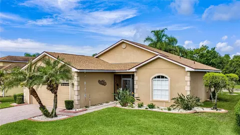5024 Pebble Beach Blvd, Winter Haven, FL 33884