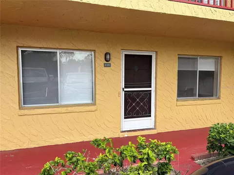 400 El Camino Dr #114, Winter Haven, FL 33884