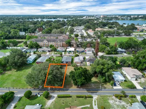 Palmetto Avenue Ne, Winter Haven, FL 33881