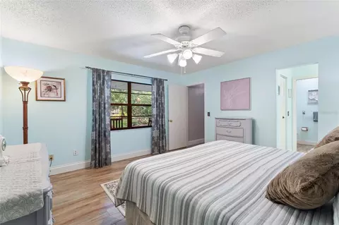 Bedroom - 7 Lake Arrowhead Dr, Winter Haven, FL 33880 photo 4 of 8