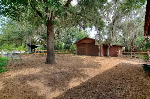 Exterior - 7 Lake Arrowhead Dr, Winter Haven, FL 33880 photo 27 of 34