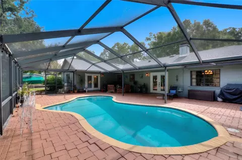 Exterior - 7 Lake Arrowhead Dr, Winter Haven, FL 33880 photo 17 of 34