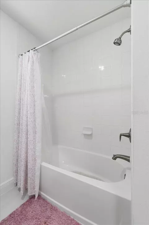 Bath - 5026 Down Ct, Saint Cloud, FL 34772 photo 3 of 5