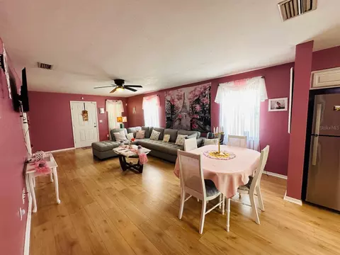 Living - 224 Montego Dr, Sebring, FL 33870 photo 3 of 3