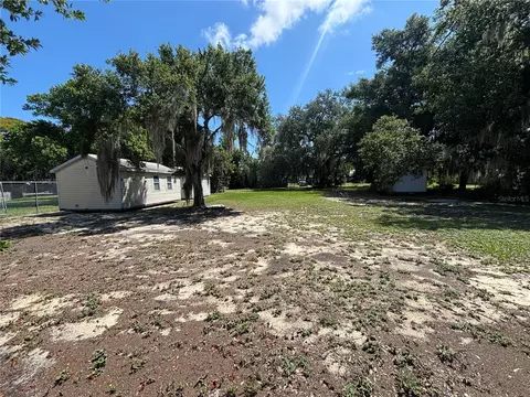 Exterior - 347 S 2nd St, Eagle Lake, FL 33839 photo 9 of 16