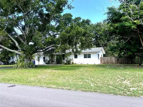 Exterior - 347 S 2nd St, Eagle Lake, FL 33839 photo 2 of 16