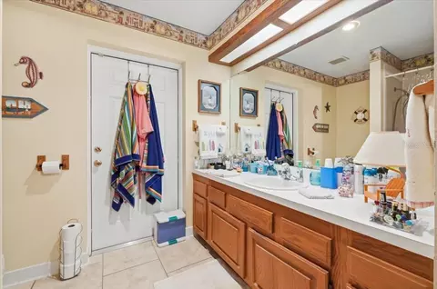 Bath - 1700 Varner Ct, Bartow, FL 33830 photo 5 of 6