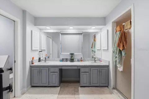 Bath - 1700 Varner Ct, Bartow, FL 33830 photo 2 of 6