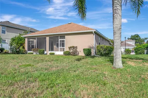 Exterior - 4105 30th Ln E, Bradenton, FL 34208 photo 8 of 11