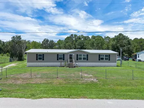 4237 Coyote Trl, Polk City, FL 33868