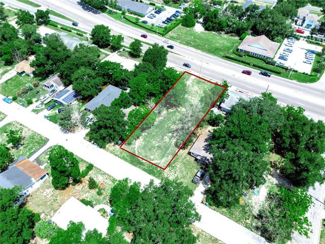 60 E St, Lake Wales, FL 33855