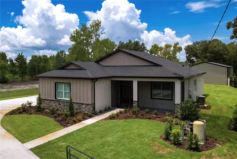 8308 Gibson Oaks Dr, Lakeland, FL 33809