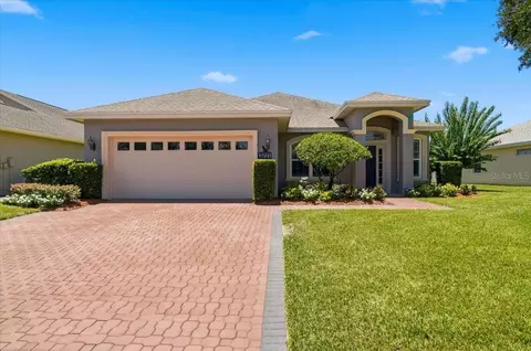 3221 Oak Tree Ln, Winter Haven, FL 33884