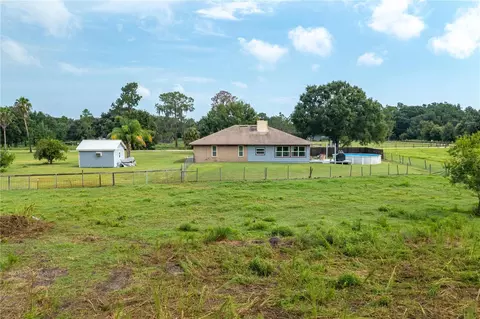 Exterior - 1755 Beth Ln, Winter Haven, FL 33880 photo 4 of 5
