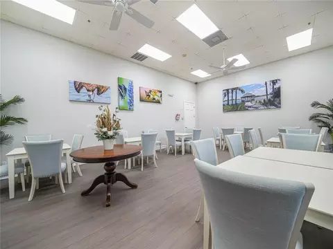 Dining - 1124 Sawgrass Dr, Winter Haven, FL 33884 photo 2 of 2