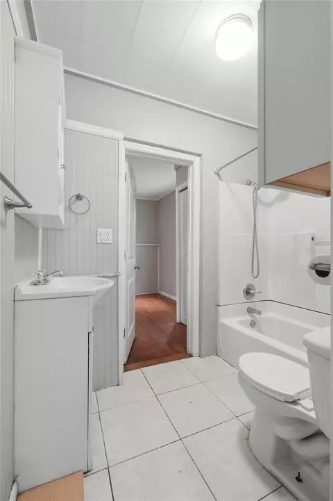 Bath - 730 Westover Pkwy, Bartow, FL 33830 photo 3 of 3