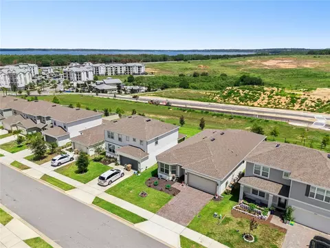 View/Area - 7798 Syracuse Dr, Clermont, FL 34714 photo 2 of 6