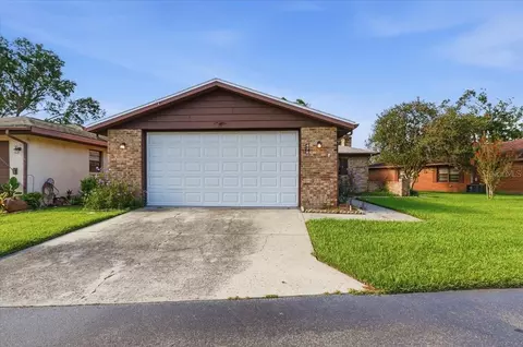 478 Lake Carolyn Cir, Lakeland, FL 33813