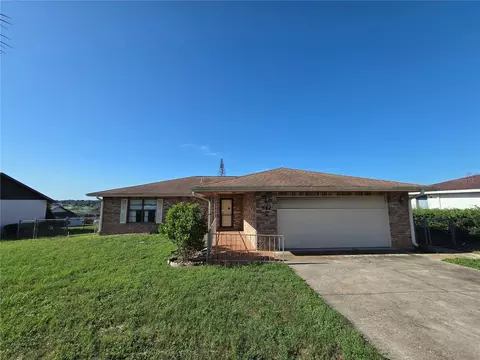 842 Osceola Ave, Lake Wales, FL 33853