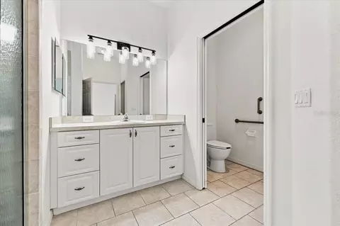 Bath - 1505 Lake Thomas Loop, Winter Haven, FL 33880 photo 2 of 5
