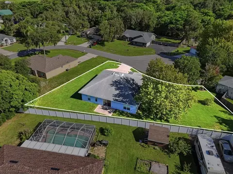 View/Area - 1505 Lake Thomas Loop, Winter Haven, FL 33880 photo 10 of 11