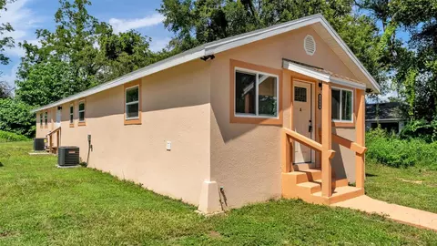Exterior - 1060 E Stanford St, Bartow, FL 33830 photo 4 of 5