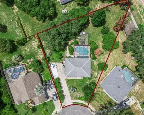 102 Baypoint Dr, Davenport, FL 33837