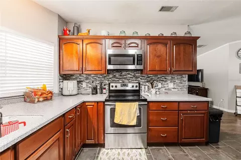 Kitchen - 3130 Gate Rd, Bartow, FL 33830 photo 3 of 3