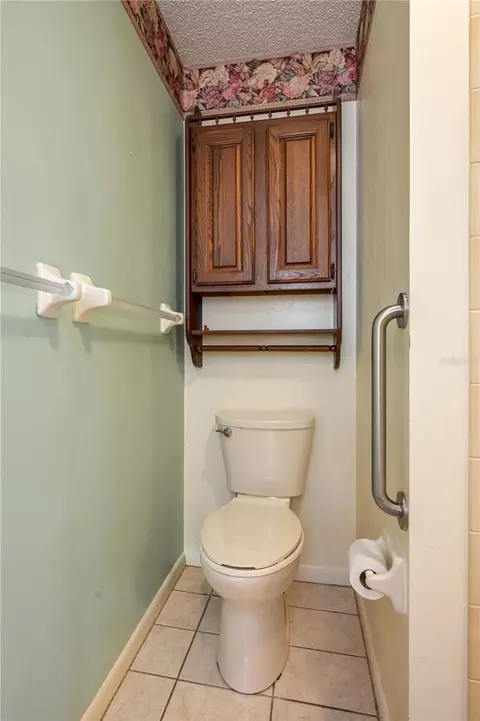 Bath - Undisclosed, Sebring, FL 33876 photo 2 of 7