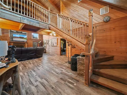 Entry Way - 1894 R E Byrd Rd, Frostproof, FL 33843 photo 2 of 3