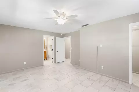 Bedroom - 216 Shore Loop, Winter Haven, FL 33884 photo 4 of 8