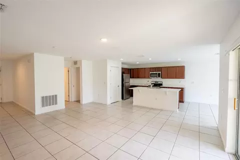 Living - 1333 Lucerne Loop Rd NE, Winter Haven, FL 33881 photo 2 of 3