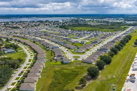 View/Area - 1333 Lucerne Loop Rd NE, Winter Haven, FL 33881 photo 4 of 4