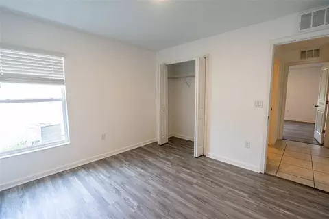 Bedroom - 1333 Lucerne Loop Rd NE, Winter Haven, FL 33881 photo 3 of 6