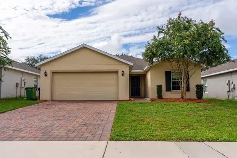 Exterior - 1333 Lucerne Loop Rd NE, Winter Haven, FL 33881 photo 1 of 5