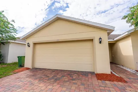 Exterior - 1333 Lucerne Loop Rd NE, Winter Haven, FL 33881 photo 3 of 5