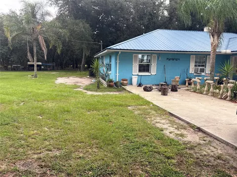 Exterior - 2425 Gerber Dairy Rd, Winter Haven, FL 33880 photo 2 of 9