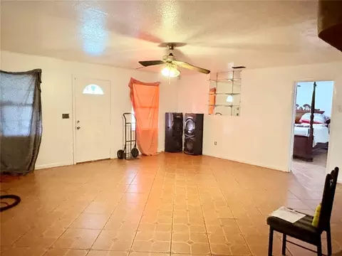 Living - 2425 Gerber Dairy Rd, Winter Haven, FL 33880 photo 4 of 4