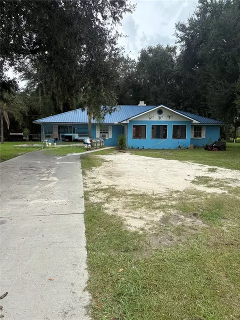 Exterior - 2425 Gerber Dairy Rd, Winter Haven, FL 33880 photo 7 of 9