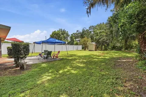 Exterior - 745 E Hooker St, Bartow, FL 33830 photo 7 of 8
