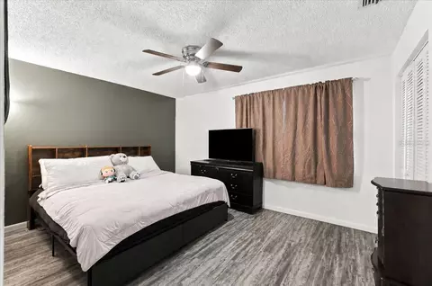 Bedroom - 905 S Orange Ave, Bartow, FL 33830 photo 4 of 21