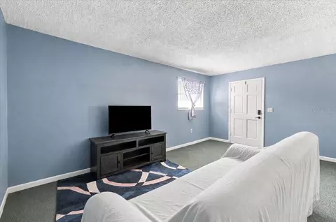 Living - 905 S Orange Ave, Bartow, FL 33830 photo 11 of 17