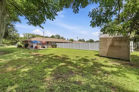 Exterior - 905 S Orange Ave, Bartow, FL 33830 photo 4 of 17