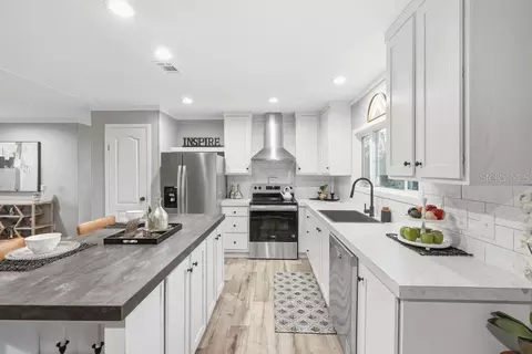 Kitchen - 1913 Woodcrest Dr, Ormond Beach, FL 32174 photo 1 of 1