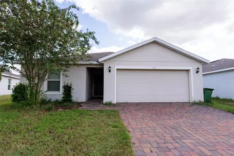 Exterior - 1339 Lucerne Loop Rd NE, Winter Haven, FL 33881 photo 4 of 7