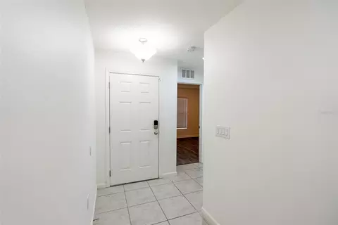 Entry Way - 1339 Lucerne Loop Rd NE, Winter Haven, FL 33881 photo 4 of 5