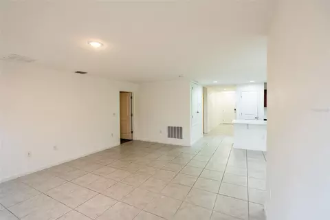 Living - 1339 Lucerne Loop Rd NE, Winter Haven, FL 33881 photo 3 of 5
