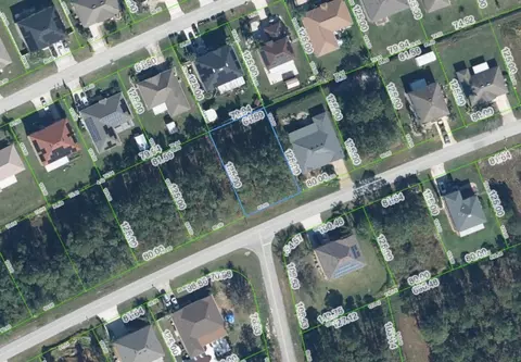 4600 Boston St, Sebring, FL 33872