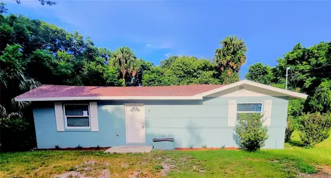 1105 S Delaware Ave, Deland, FL 32720