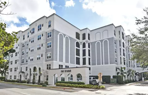 304 E South St #2020, Orlando, FL 32801